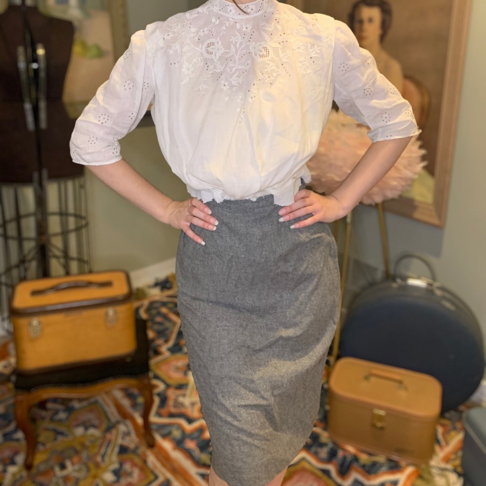 Classic Gray Pencil Skirt — Timeless Women's Workwear